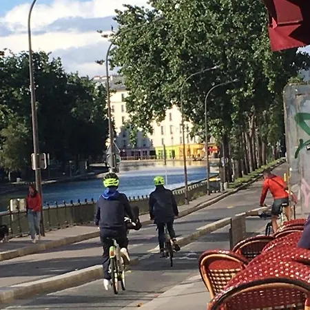 Paris, Au Bord Du Canal Saint Martin Appartamento